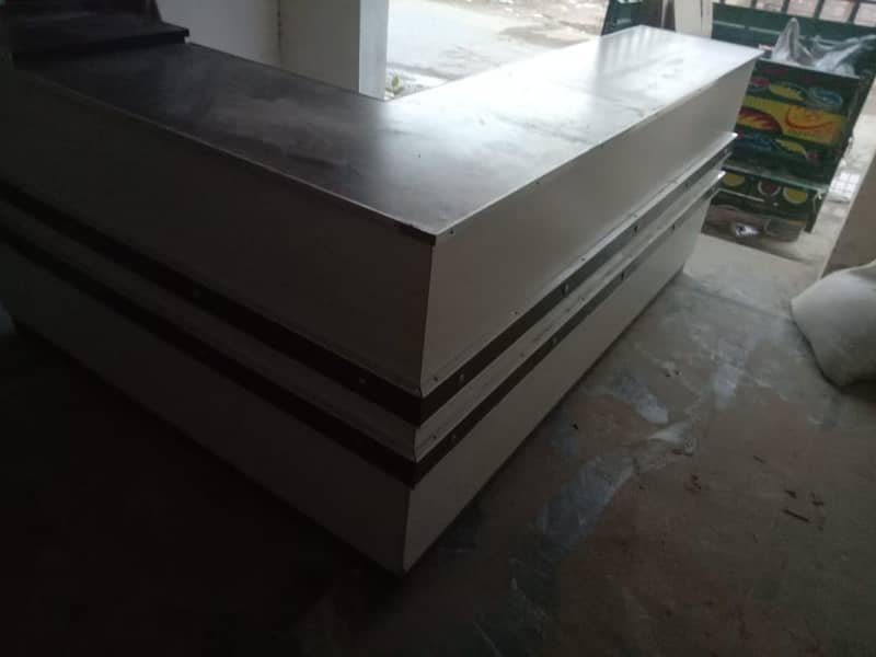 corner counter 4