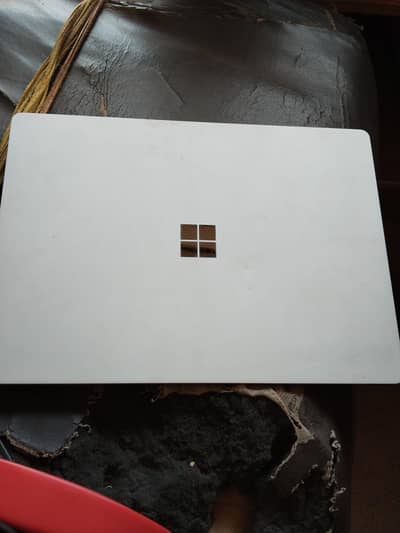 Microsoft Laptop 8GB 256