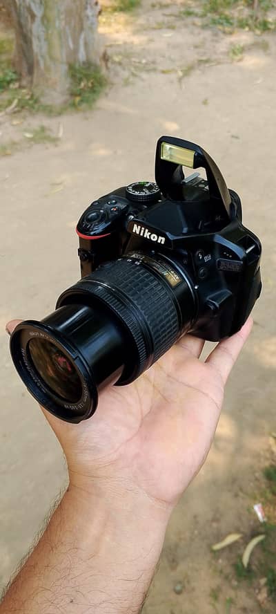 Dslr D3400 Nikon Professional Camra.    Lanz 18.55mm AF Atuo Nikon