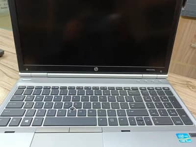 hp elitebook 8570p Condition 10/10
