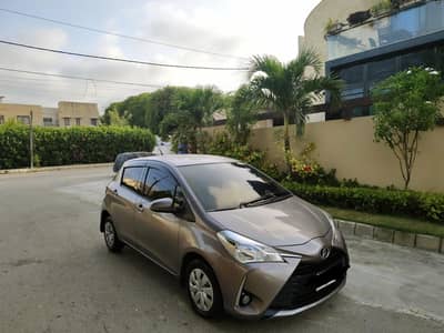 TOYOTA VITZ F 1.0cc SAFETY EDITION 111 MODEL 2017 REG. 2020 (B2B) ORIG