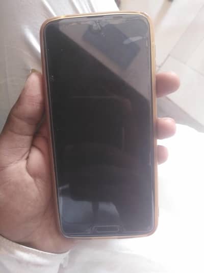 Aquos r2