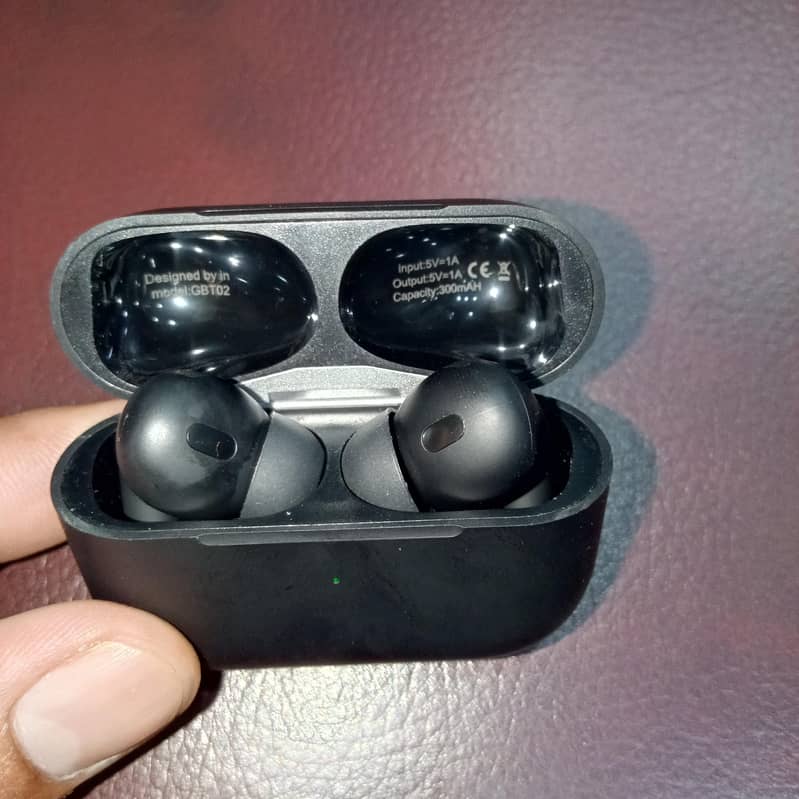 Airpod 4