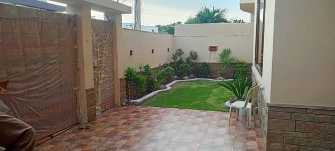 200 Square Yards House For sale Available In DHA Defence