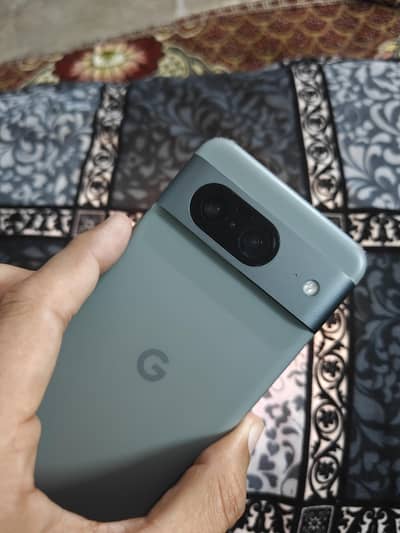 Google Pixel 8 | Hazel Colour
