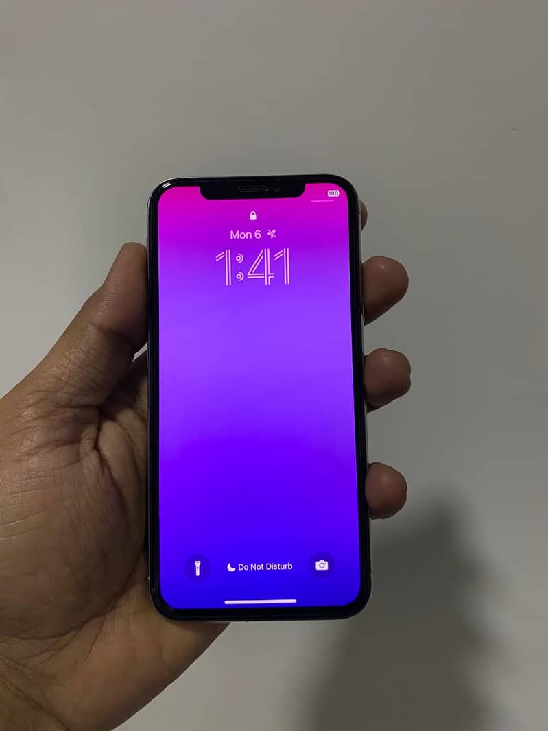 Apple iPhone X 0
