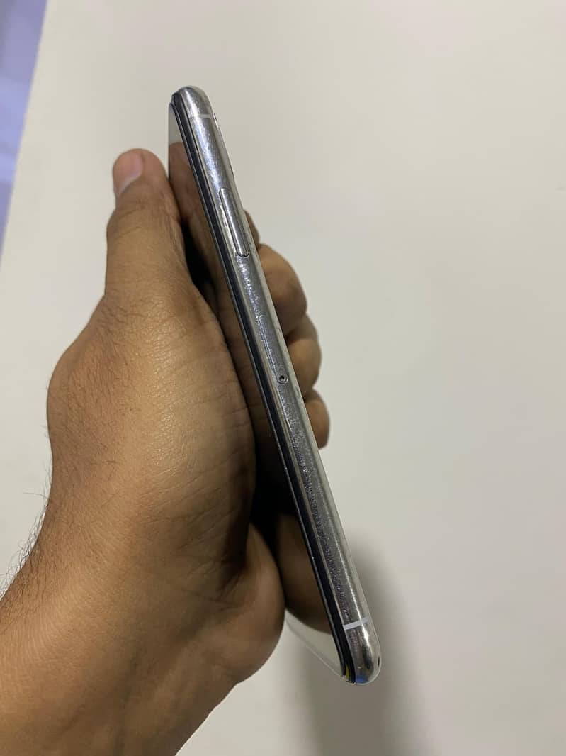 Apple iPhone X 1