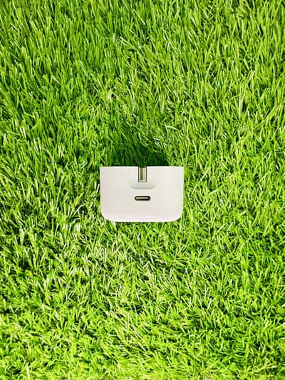 USB-C 20W Power Adapter