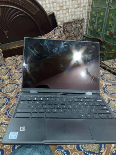 chrome book Lenovo 300e