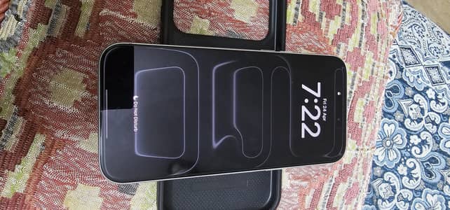 i phone 17 pro max  10/10 condition