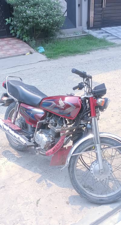 Honda 125 Genuine
