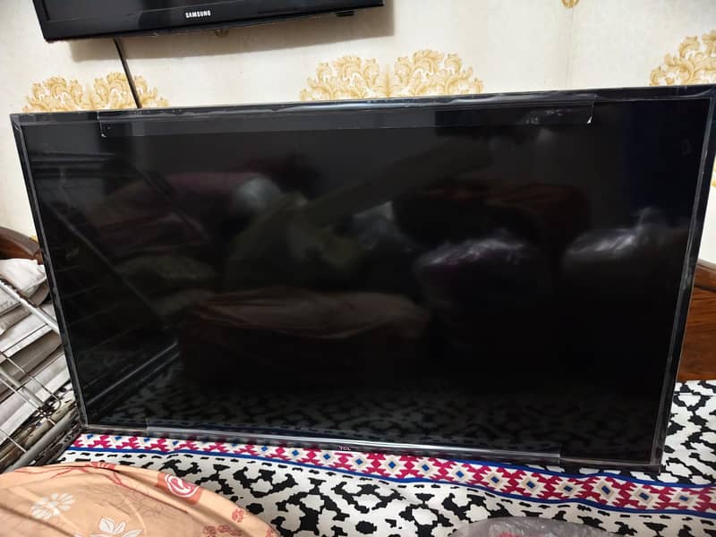 TCL screen 0