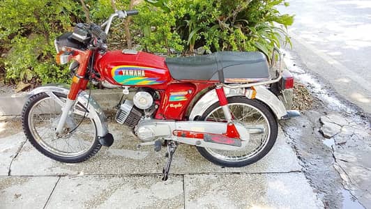 Yamaha by 100