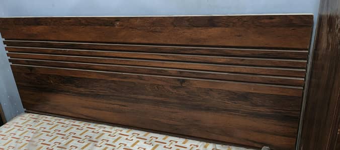 king size bed with mattras 10/10 condition urgent sale