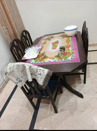 Dinning Table