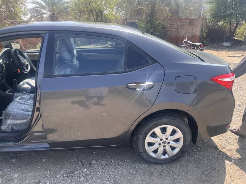 mint condition car 0