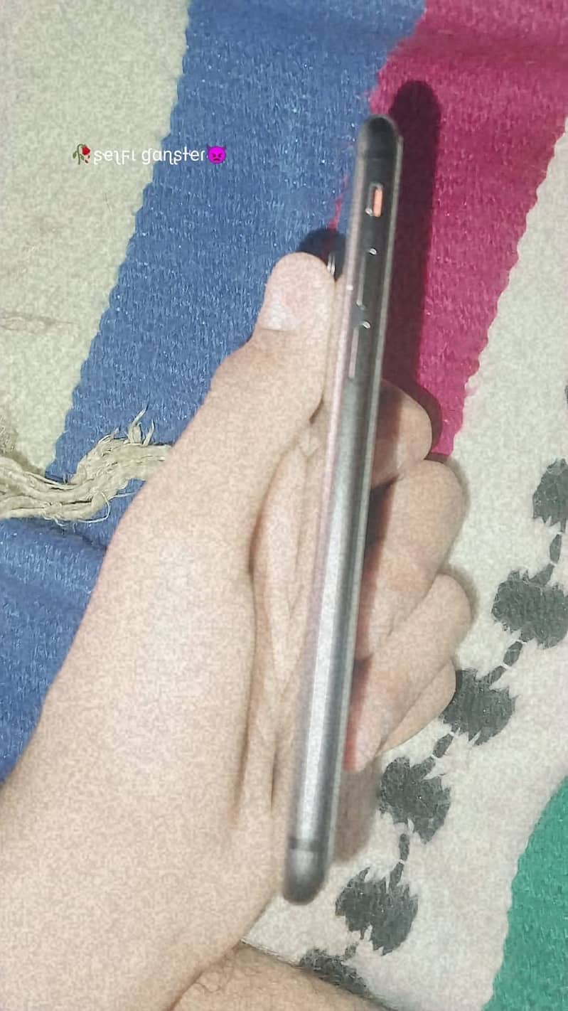 iPhone 8 5