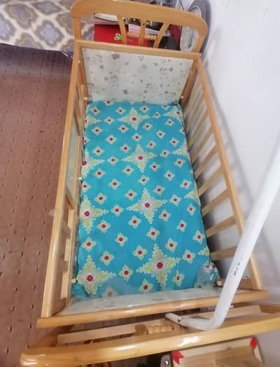 baby cot to be sold on urgent basis