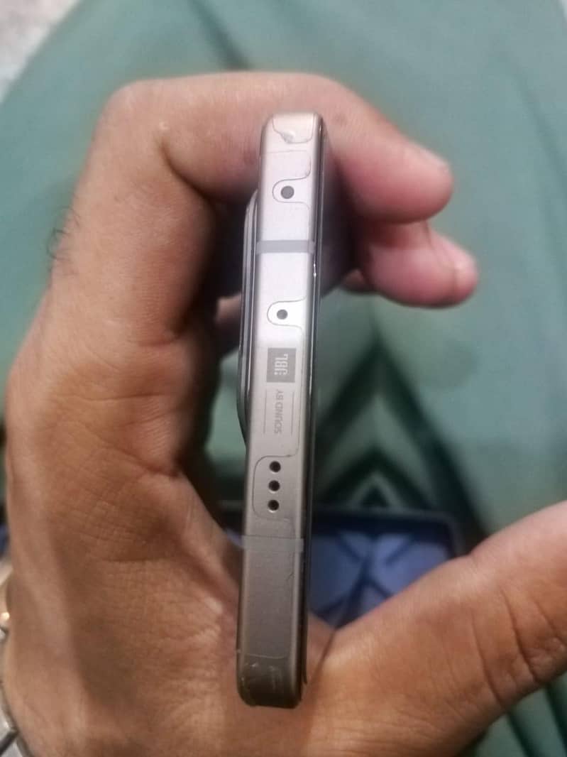 Infinix 3