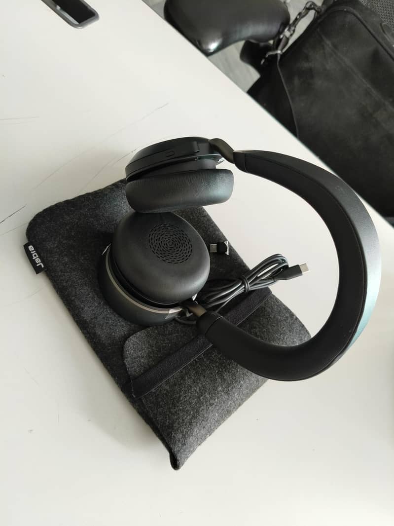 Jabra Evolve2 75 1
