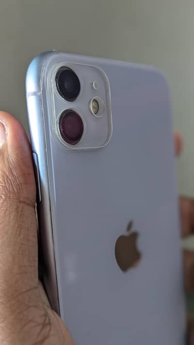 iphone 11 64 GB  0318/044/9/330