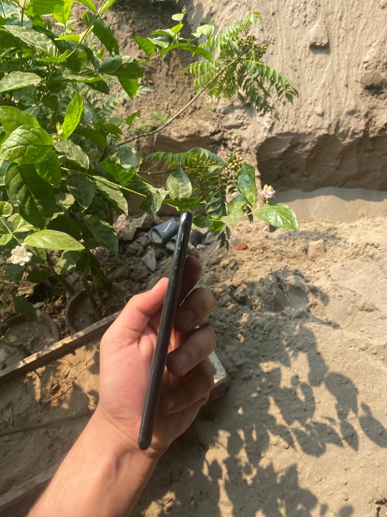 iphone xs max 2