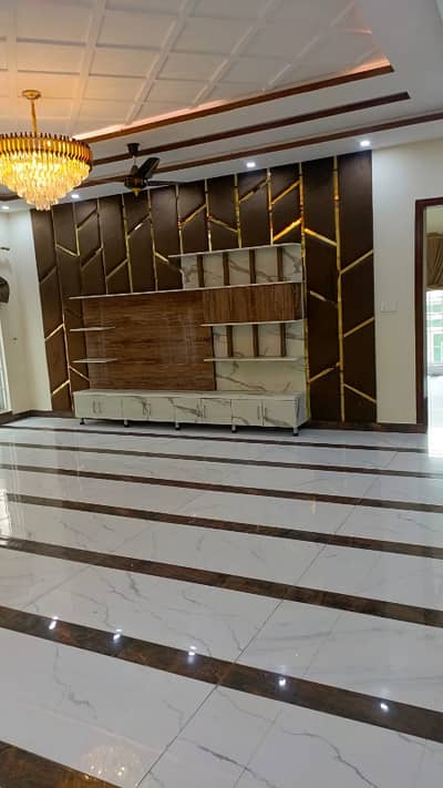 1 Kanal Upper Portion For Rent Near College Road