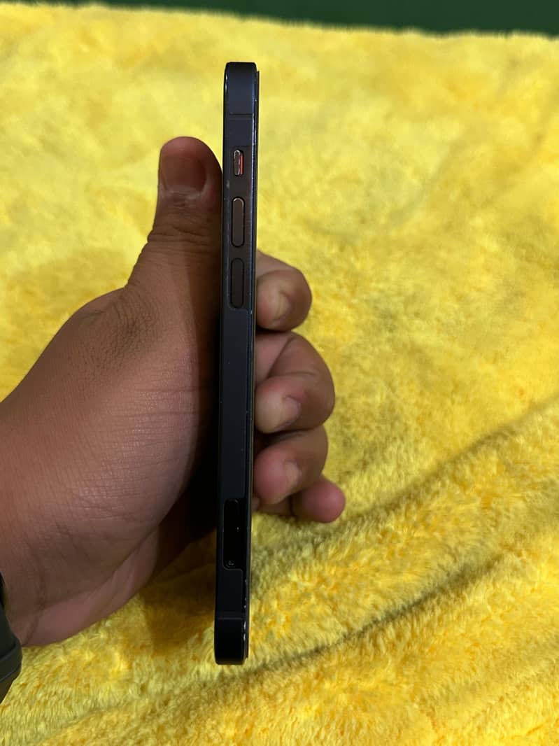 Iphone 12 jv 3