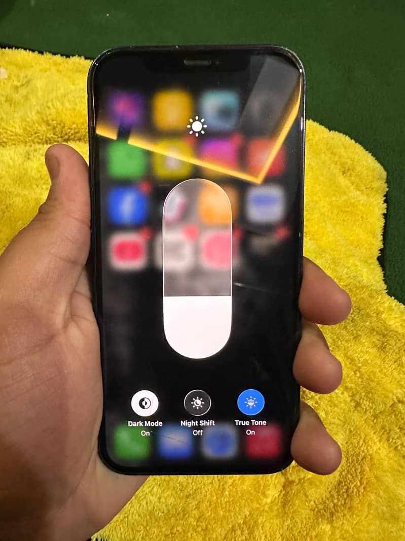 Iphone 12 jv 4