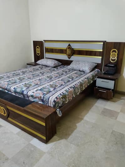 king size bed without mattress