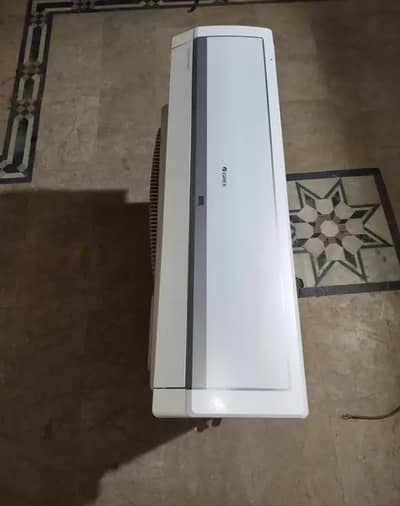 Gree I. 5 ton inverter ac heat and cool totally genuine