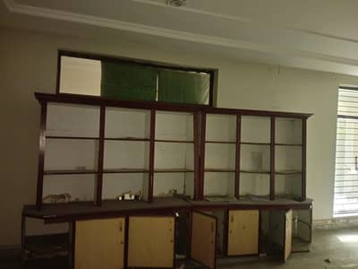 Hardware/karwana  racks  contact: 03118199515