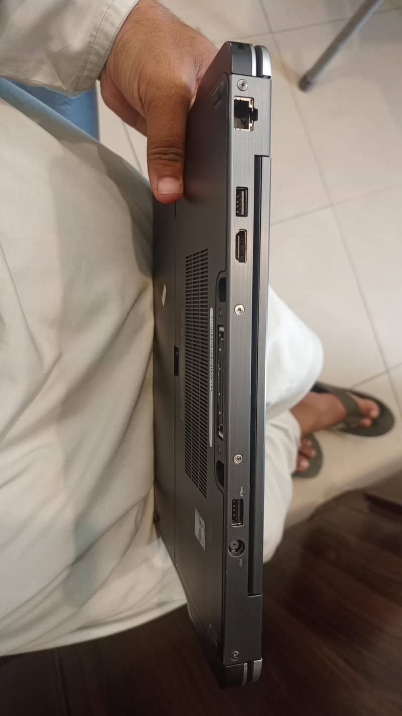 Dell E 7240 2