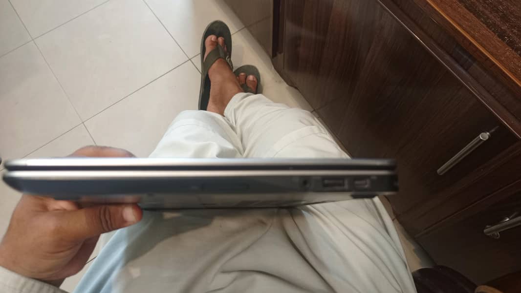 Dell E 7240 8