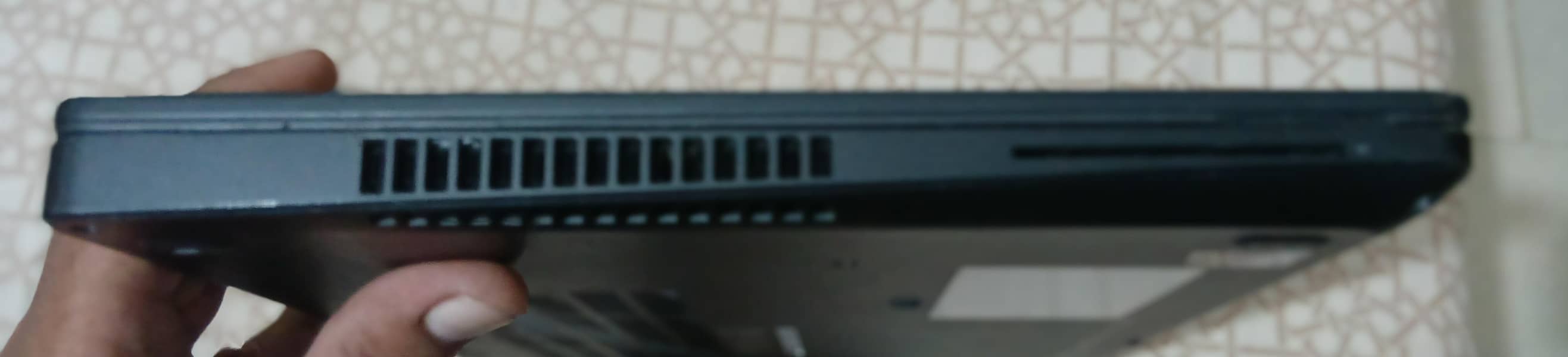 dell Latitude E5570 6