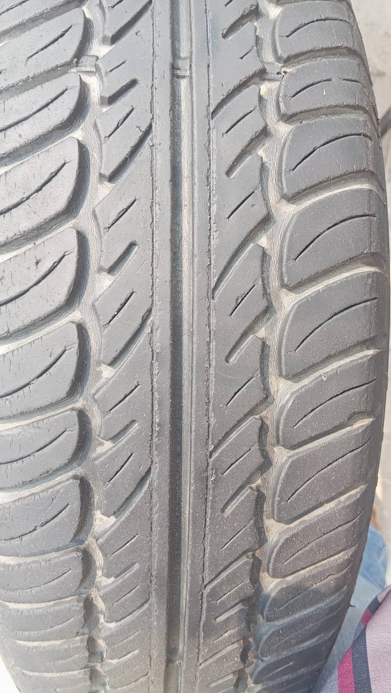 4 second hand tyres 7