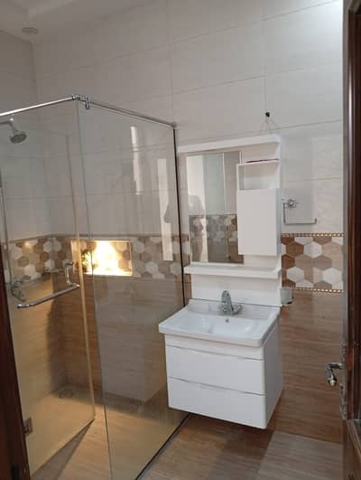3 BED HOUSE AVAILABLE FOR RENT IN DHA 9 TOWN SEC A LAHORE CANTT