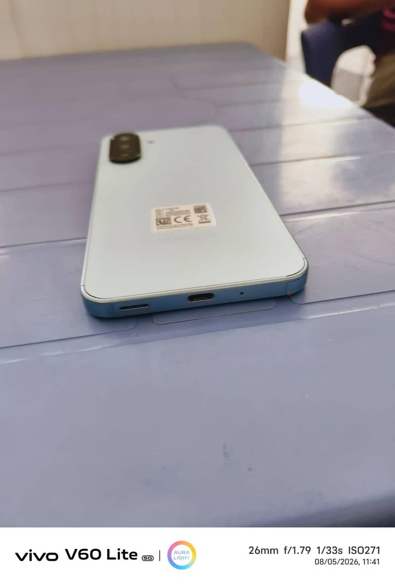A17 8/256 0