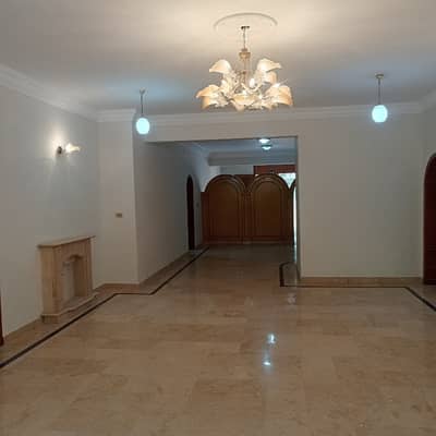 G-11/3 Upper Portion 3Bed Sapred Gate