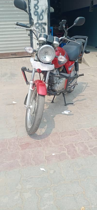 Suzuki Gs150