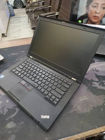 Lenovo ThinkPad T430s Core-i5-3rd Gen 8GB RAM 320GB HDD