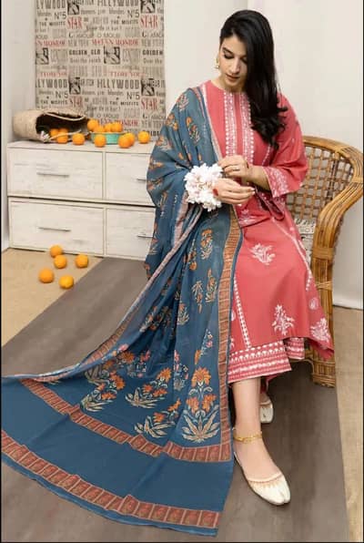 Pink Embroidered Lawn 3Pcs Set with Dupatta