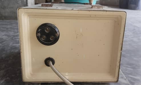A 10000W Stabilizer