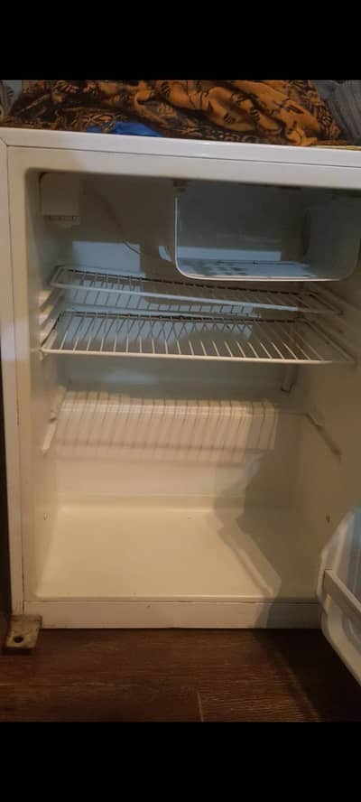 mini room fridge