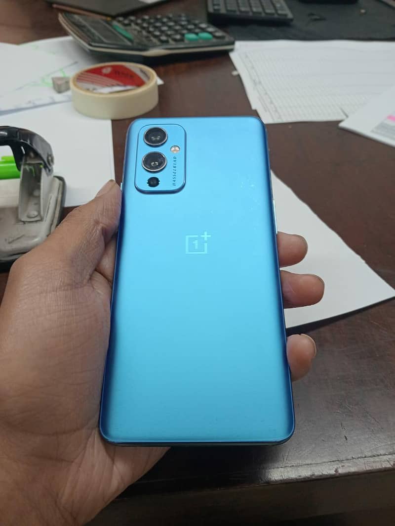 OnePlus 9 5g 1