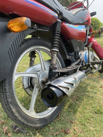 FB 100, 2021 model with Aloe Rims in good condition