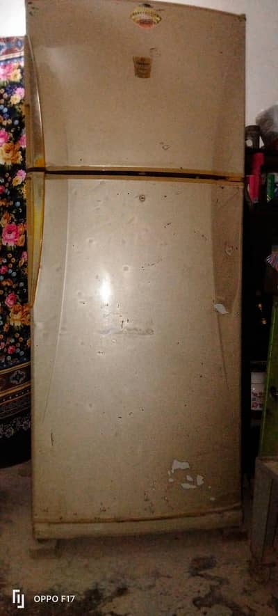 Dowalnce full size refrigerator