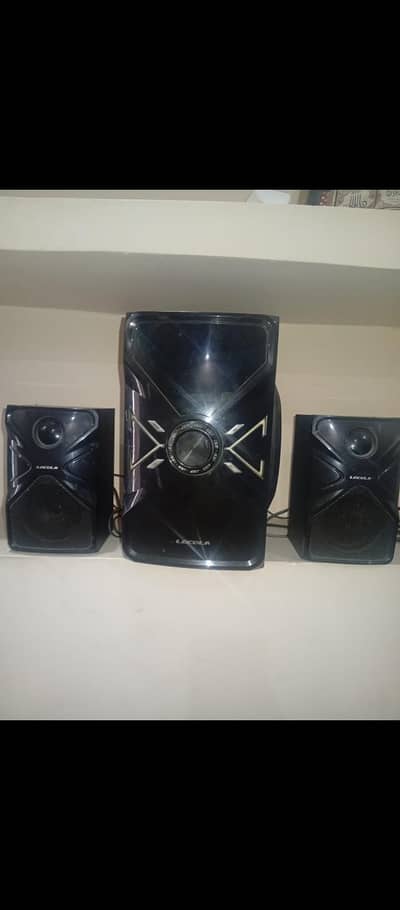 good condition speakers
