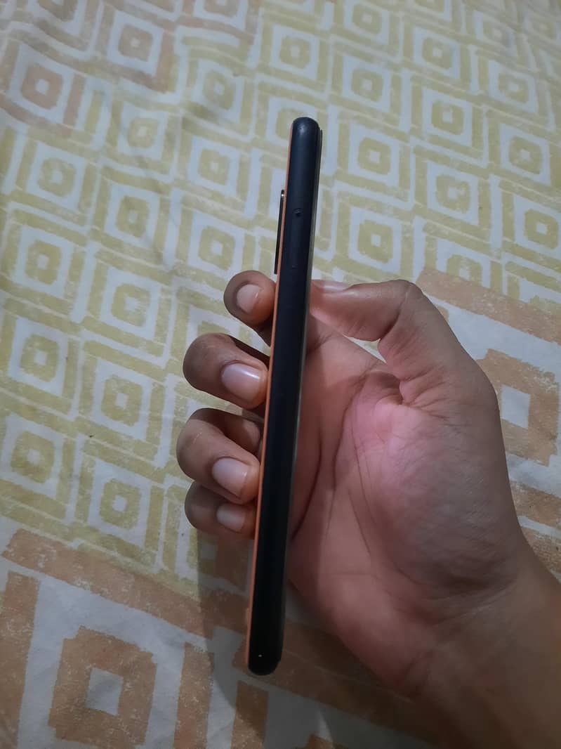 Google Pixel 4 3