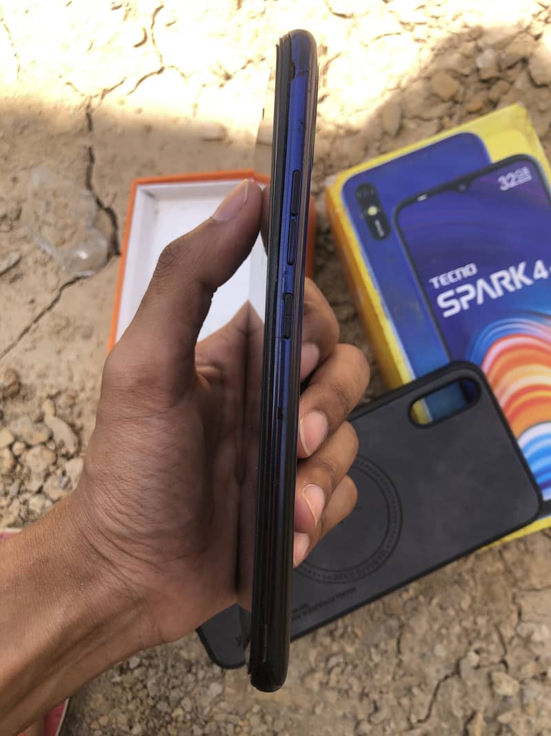 Tecno spark go 3